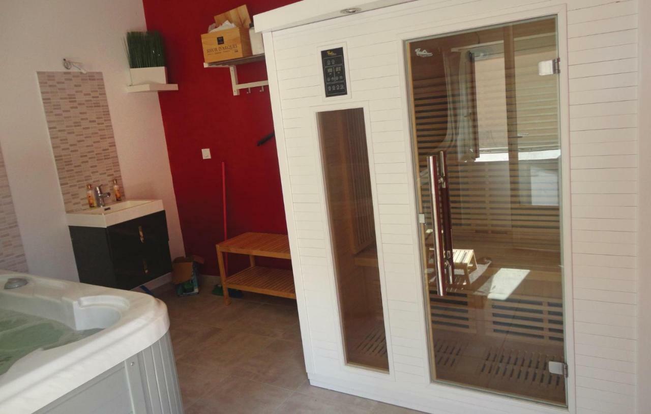 2 Bedroom Amazing Home In Нарбонна Экстерьер фото