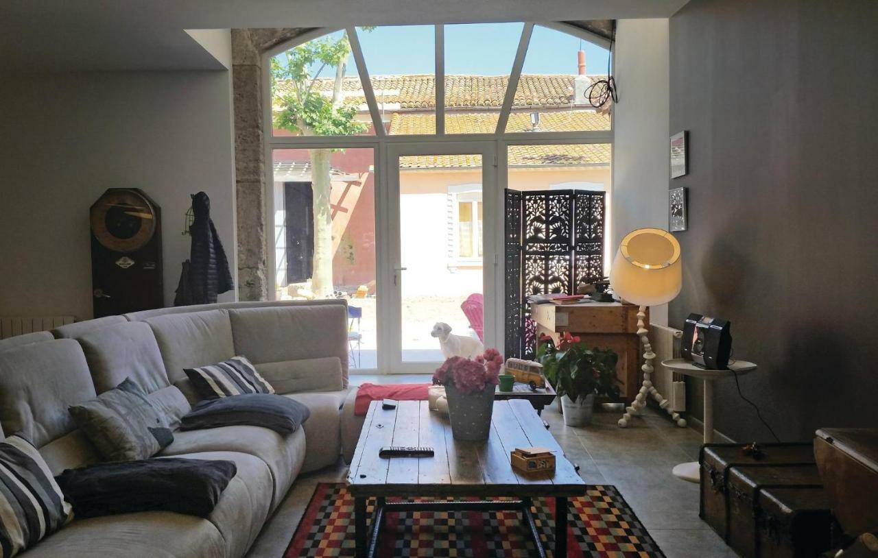 2 Bedroom Amazing Home In Нарбонна Экстерьер фото